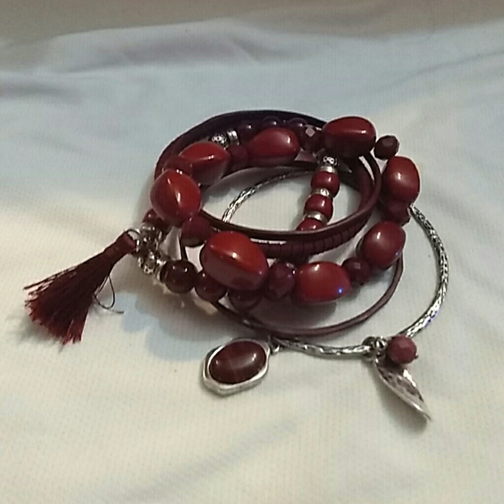 Nice bracelet - Picture 2 of 2
